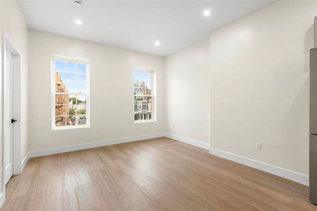 Building Photo - 679 Bergen Ave