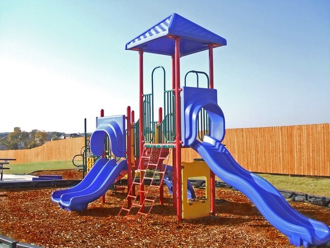 Building Photo - 2560 Tower Ridge Dr