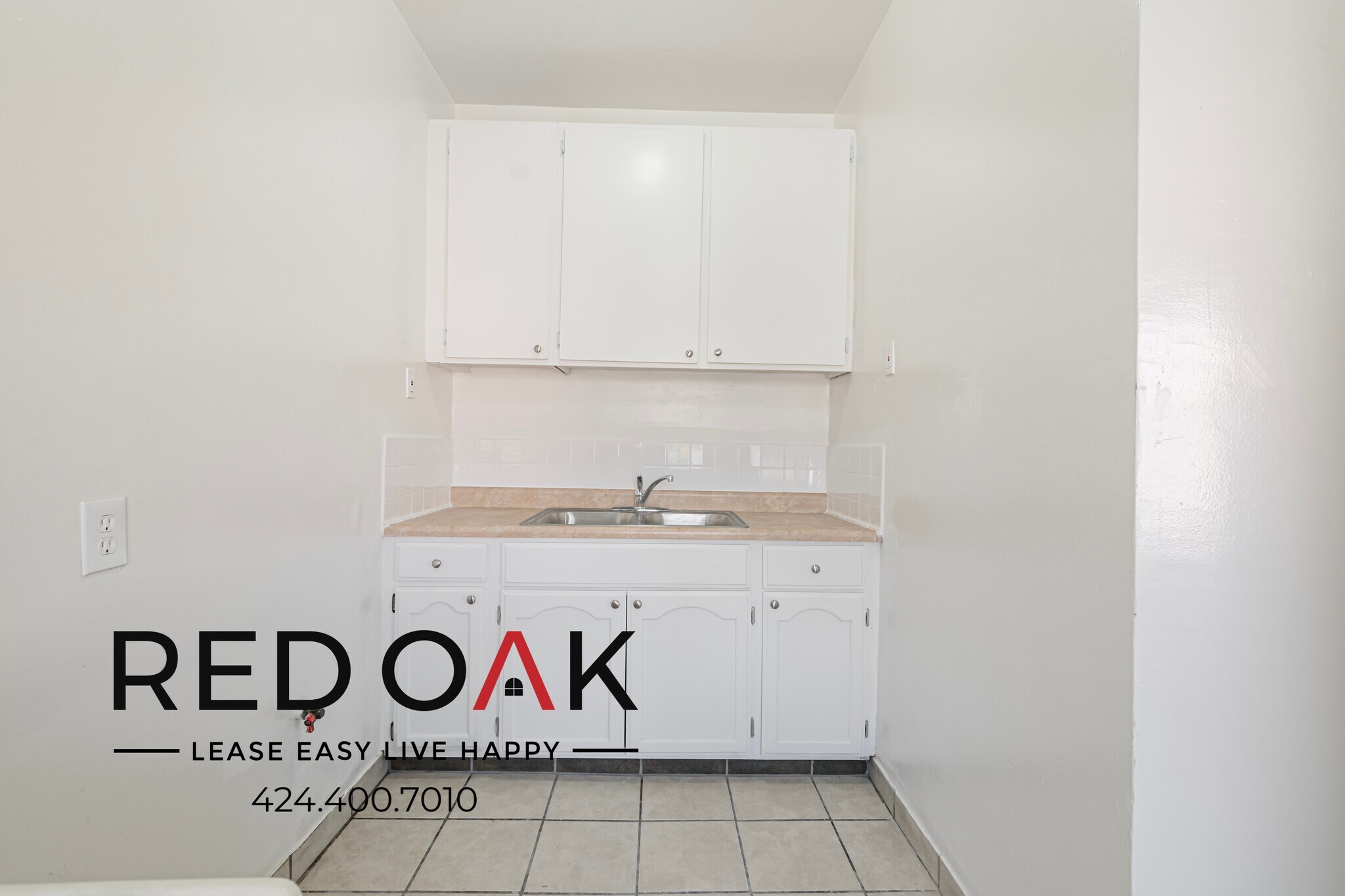 Building Photo - 2850 Leeward Ave