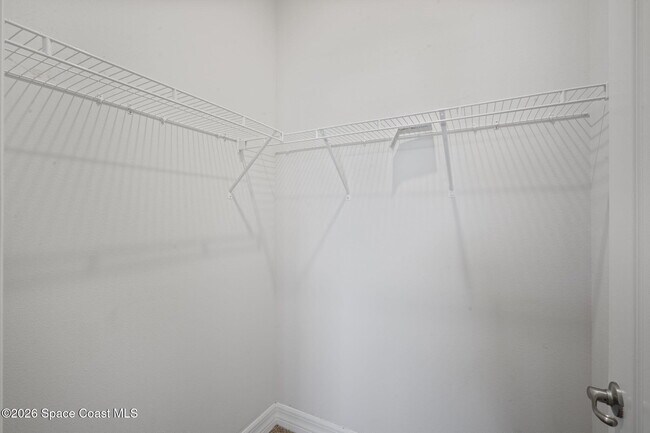 Building Photo - 330 San Marino Rd SW