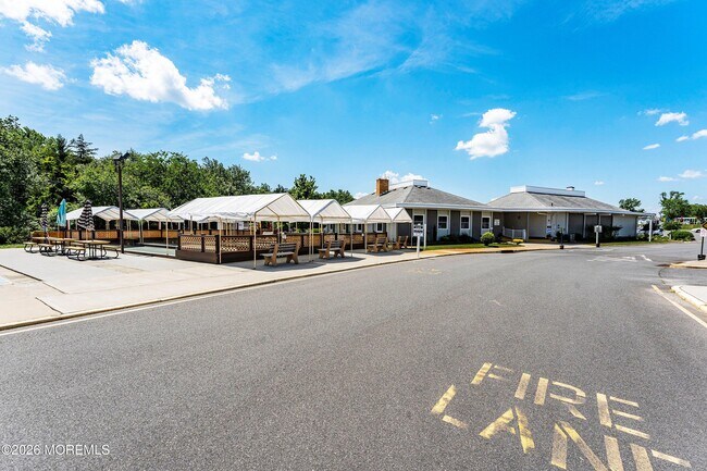 Building Photo - 55 Scarborough Pl