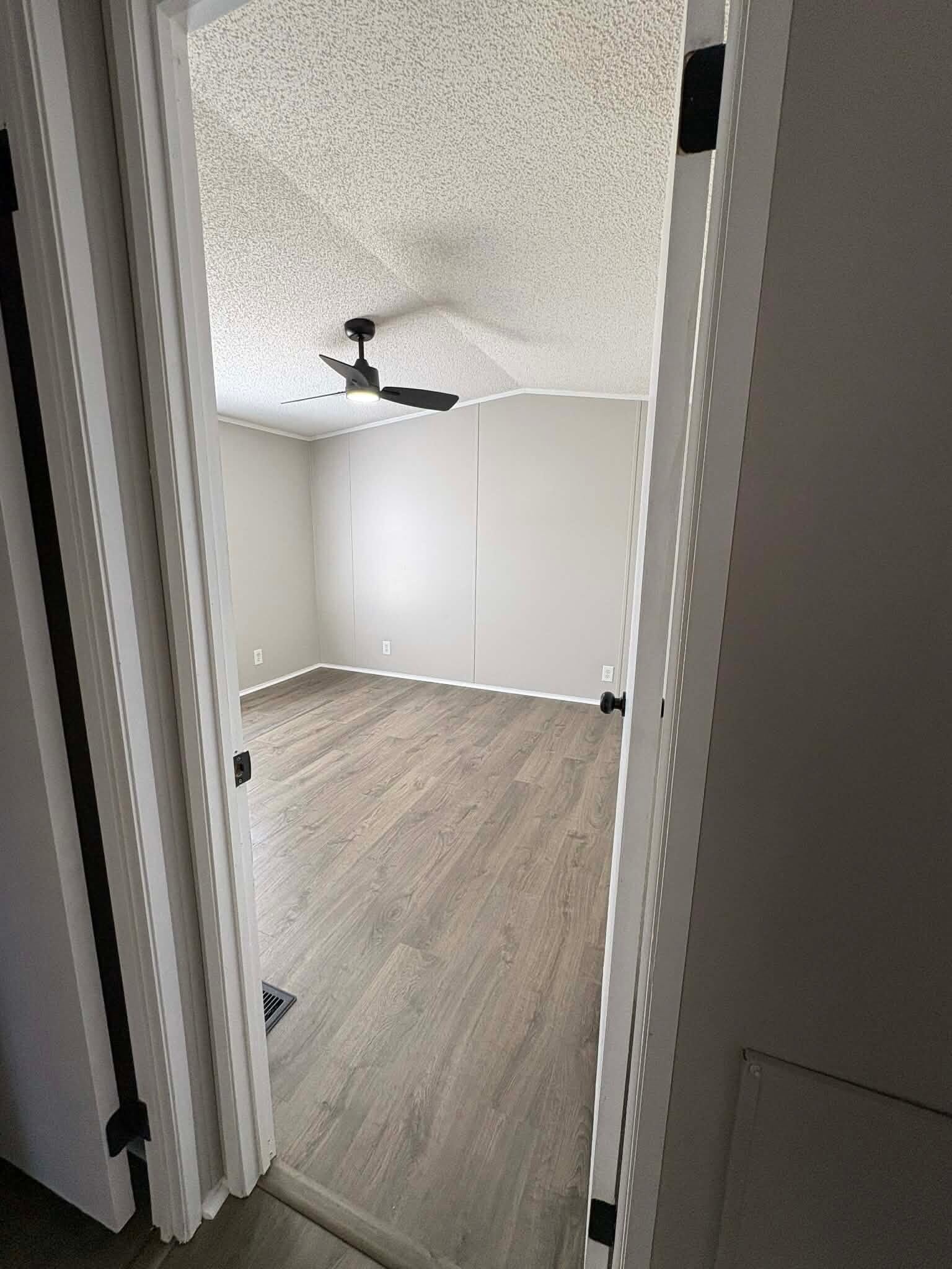 Building Photo - 129 Madison St SW