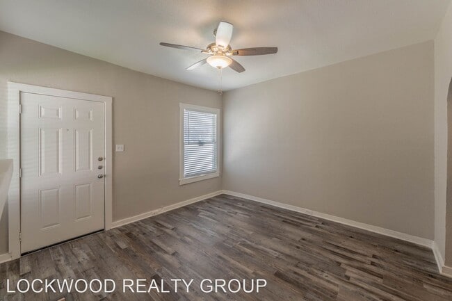 Building Photo - 1 br, 1 bath House - 820 W HILDEBRAND