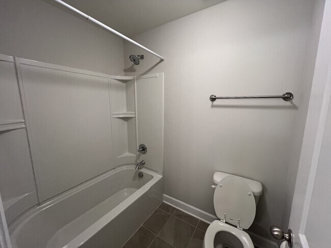 Building Photo - 9052 Brixworth Ct