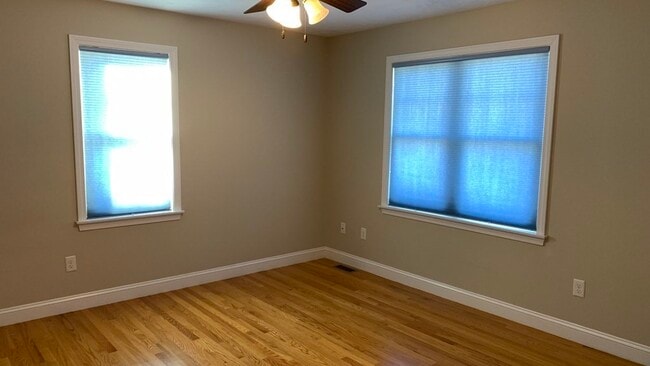 Building Photo - 500 Justin Dr