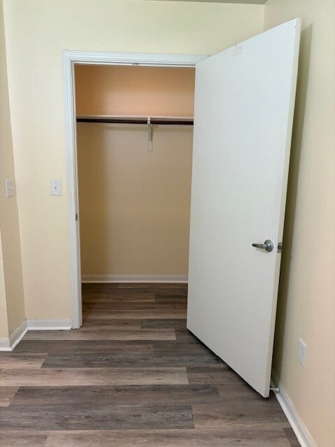 Building Photo - 619 N Vionett Ln