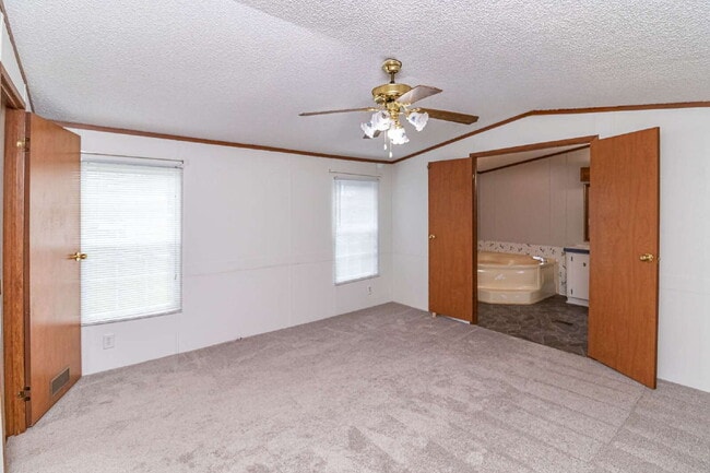 Building Photo - *Excellent Location* 2 BR | 2 BA Singlewide in Goldsboro