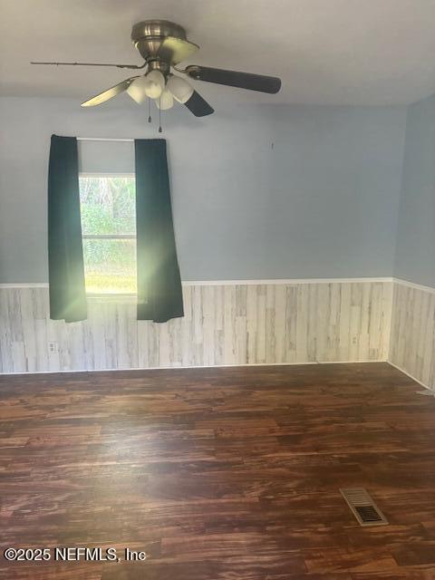 Building Photo - 259 Lakeview Ct