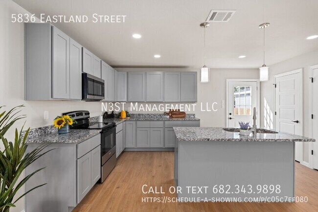 Building Photo - 5836 Eastland St