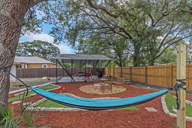 Building Photo - 6501 64th Ave N