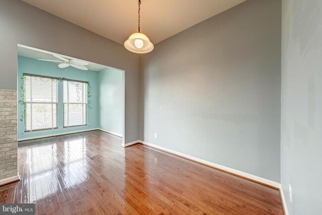 Building Photo - 42644 New Dawn Terrace