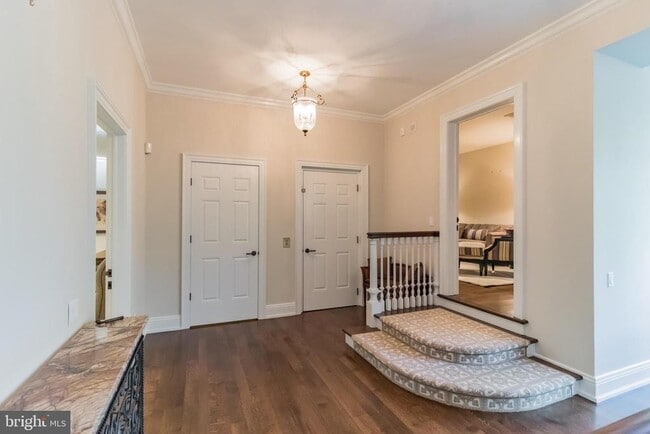 Building Photo - 1911 Stone Ridge Ln