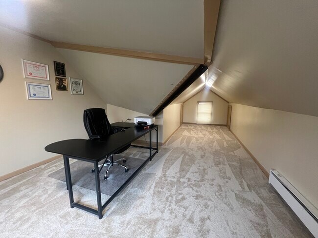 Building Photo - 1300 Wolff Ave