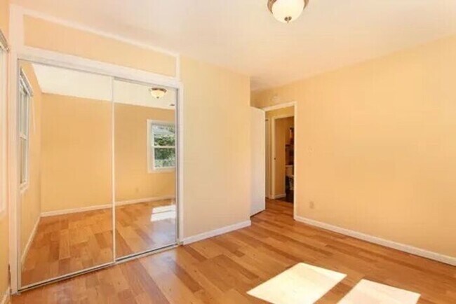 Building Photo - Charming, remodeled 3-Bed/1-Bath Parchment ranch style home with enclosed yard and garage