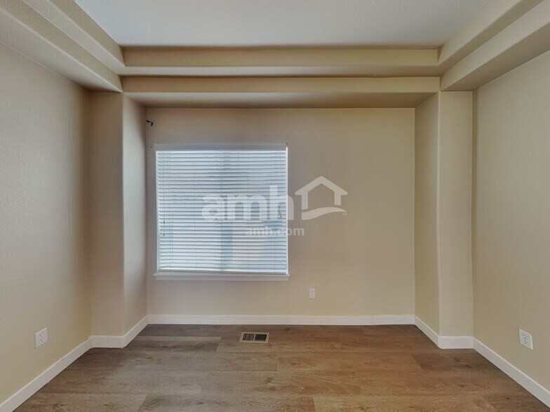 Building Photo - 17593 E 98th Way