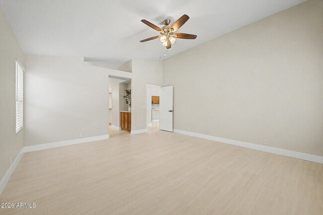 Building Photo - 1439 E Flint St