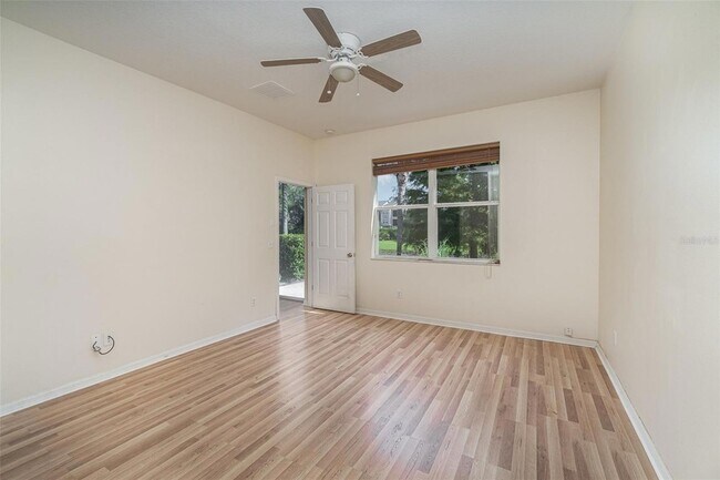 Building Photo - 10037 Moorshire Cir
