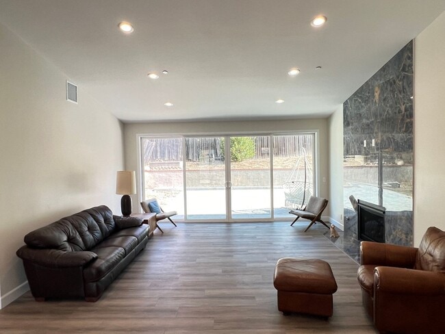 Building Photo - Remodeled North Tustin 4 Bed 3 Bath Ranch Home with Solar!