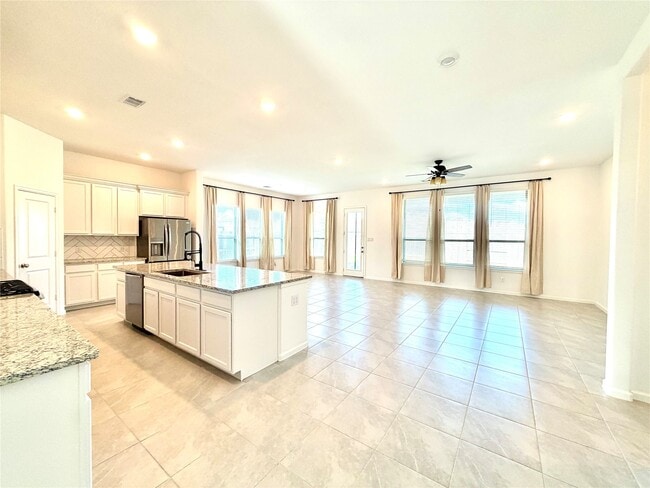 Building Photo - 3715 Rock Ledge Dr