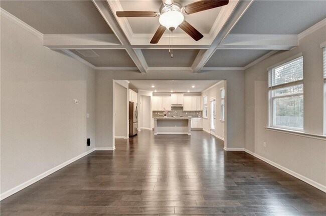 Building Photo - 461 Paxton LN