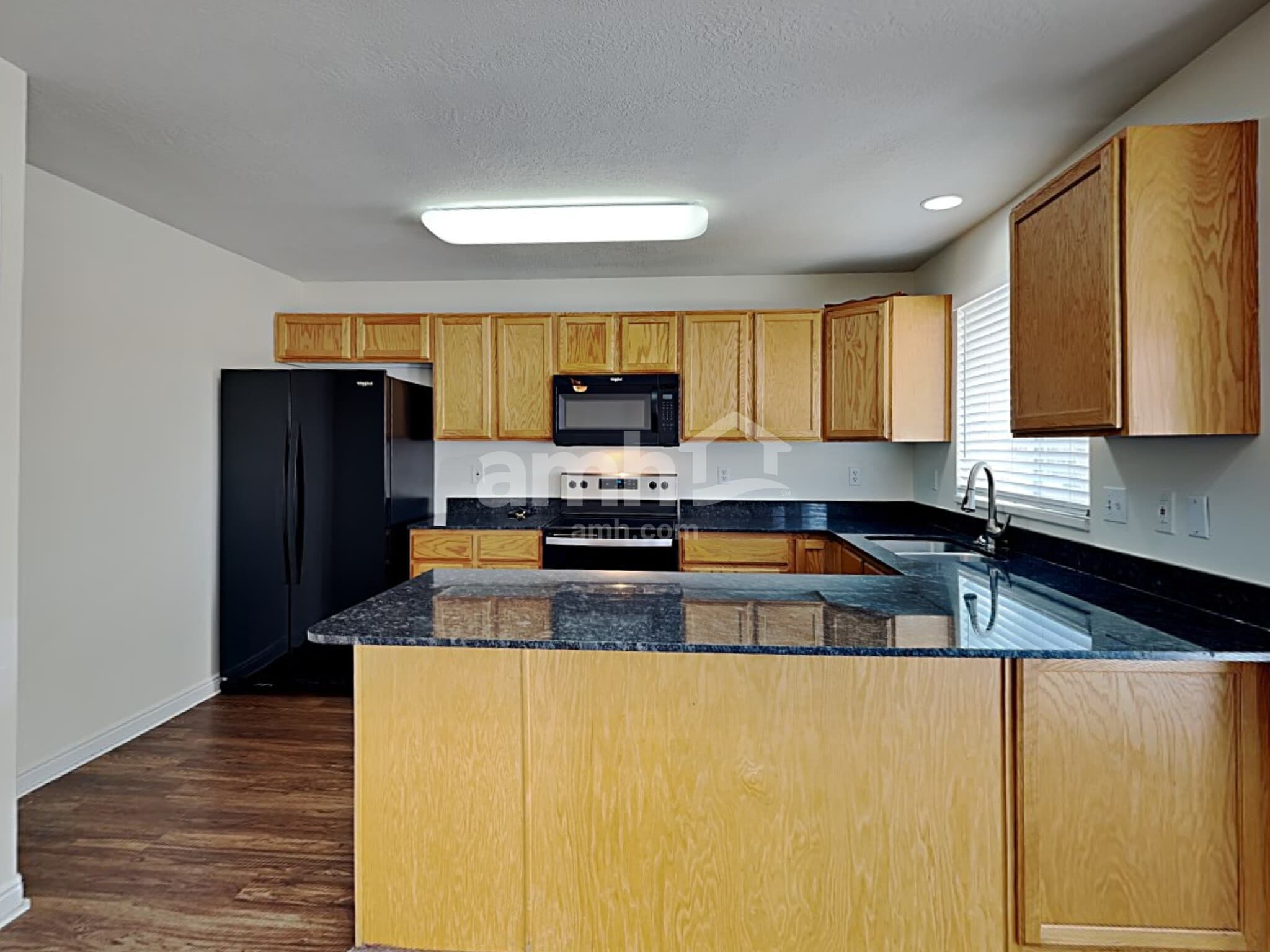 Building Photo - 229 Walton Dr