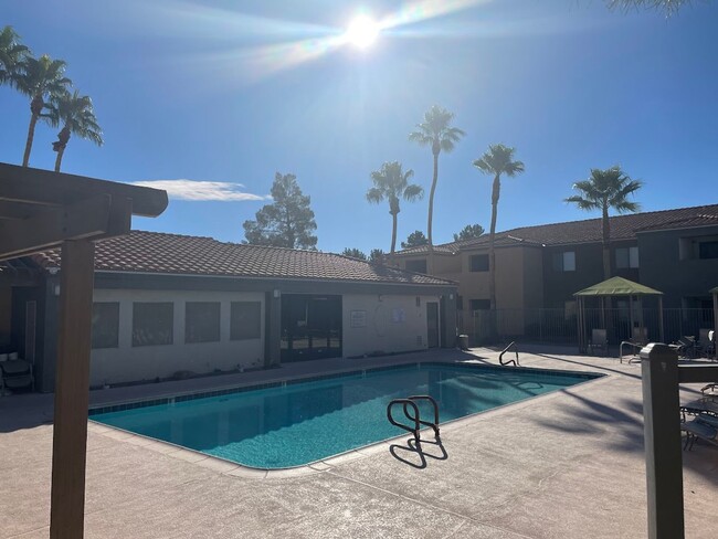 Building Photo - Summerlin - Broadstone At Desert Shores  u...