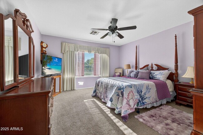 Building Photo - 1831 E Lindrick Dr