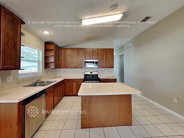 Building Photo - 1450 Cedar Grove Terrace