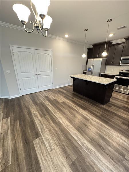 Building Photo - 111 Como Dr