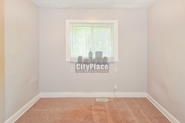 Building Photo - 5408 E Burgess Ave