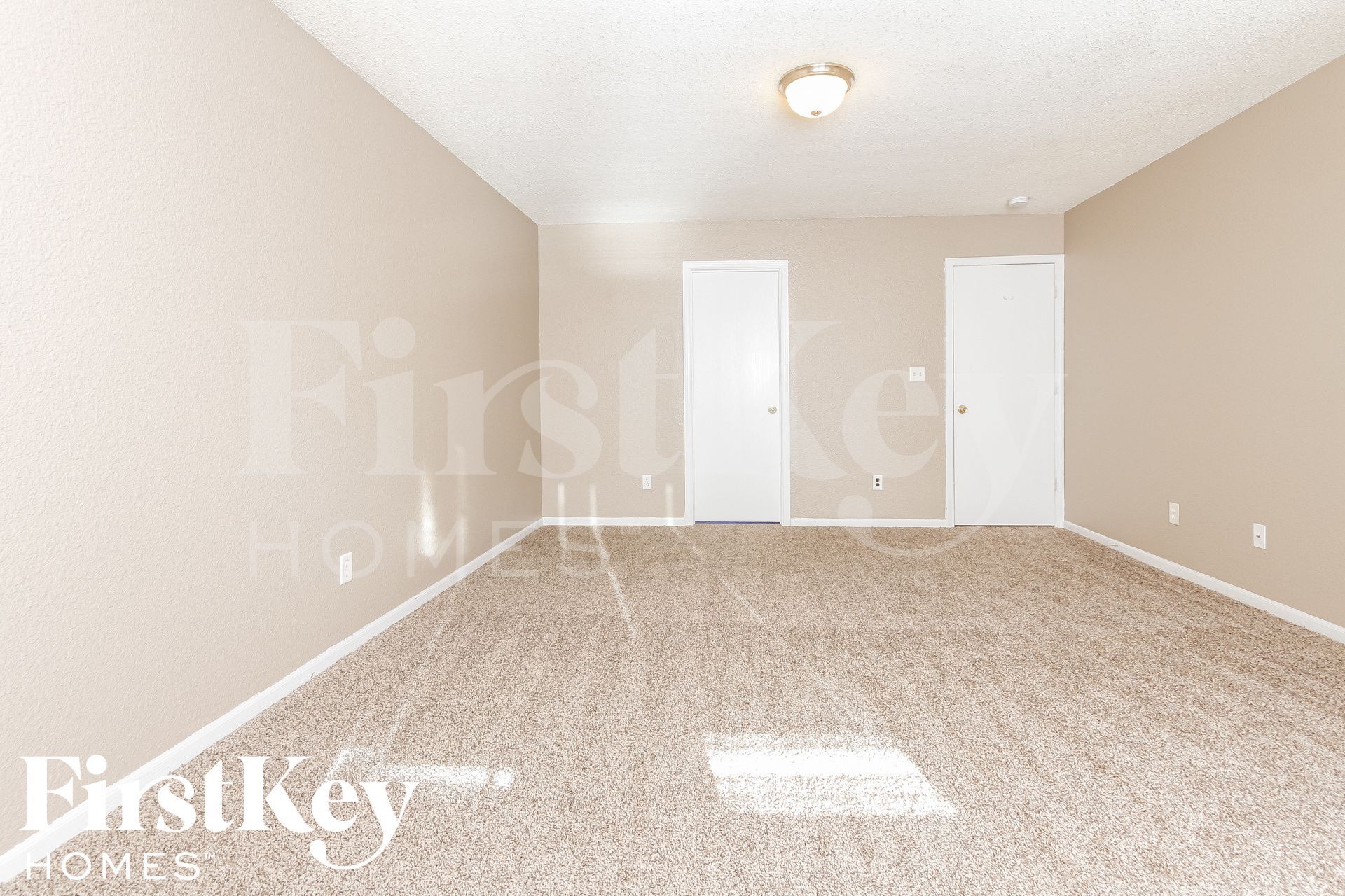 Building Photo - 1820 Long Lake Dr