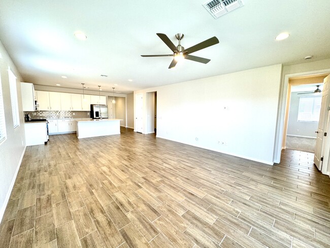 Building Photo - 21656 N Belt Dr