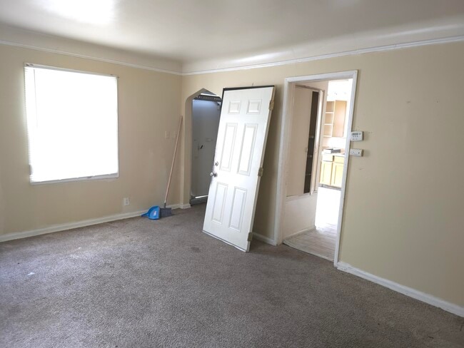 Building Photo - 16073 Tacoma St