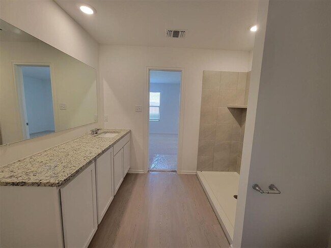 Building Photo - 9613 NW 125th St
