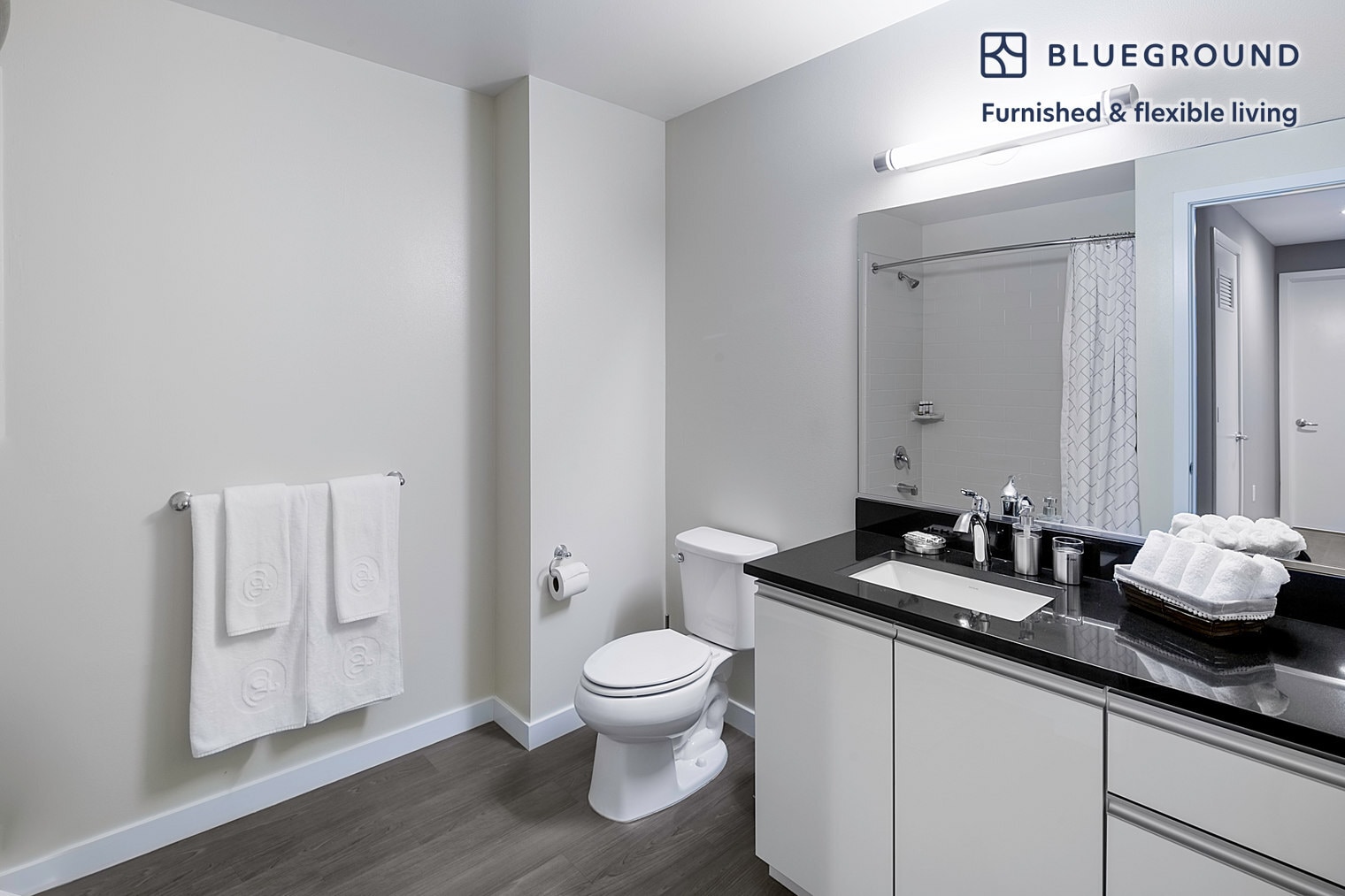 Building Photo - 690 Long Bridge St