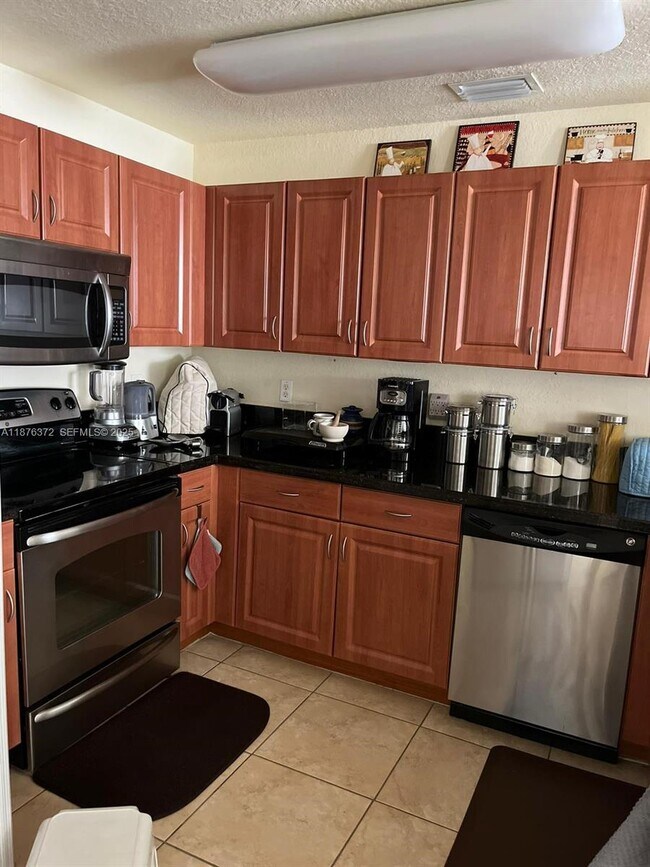 Building Photo - 11401 NW 89th St