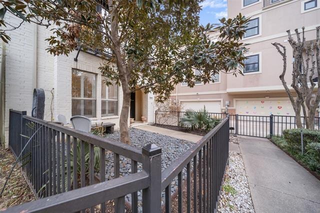 Building Photo - 3605 Live Oak St