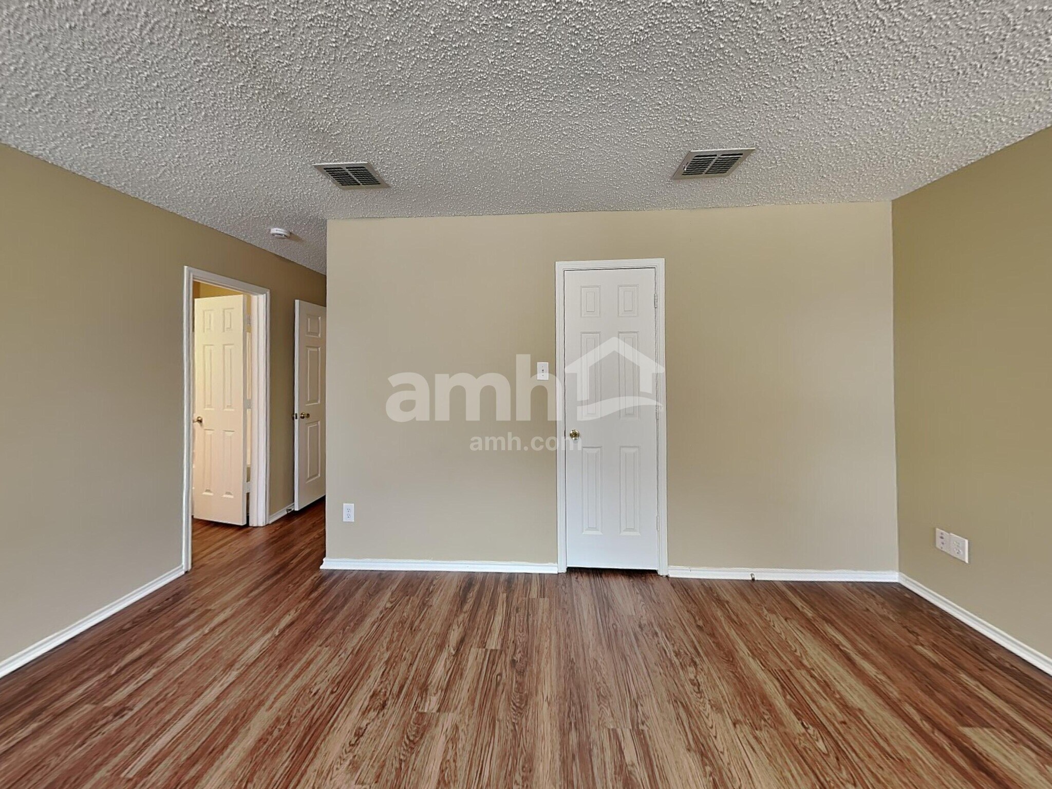 Building Photo - 5169 Gold Basin Rd