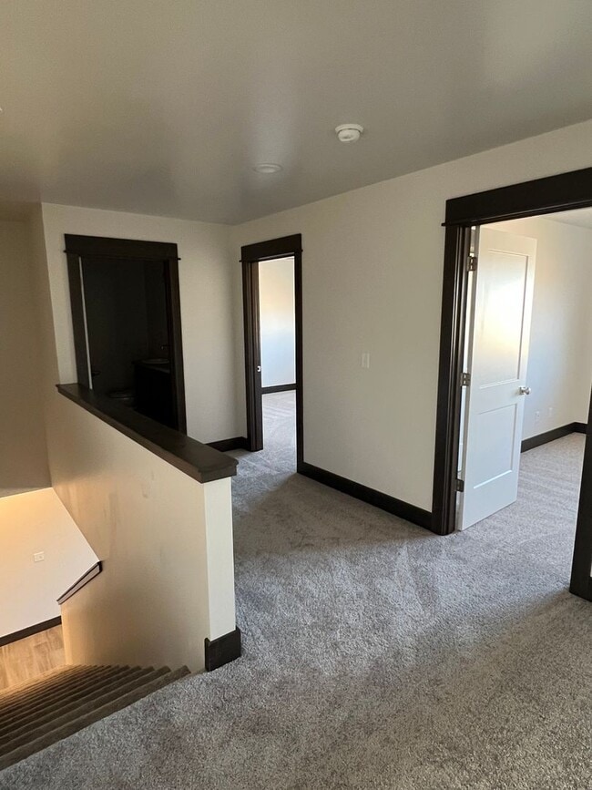 Building Photo - 2021 Windjammer Wy