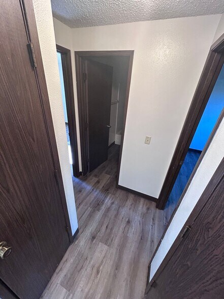 Building Photo - 435 Ranch Rd