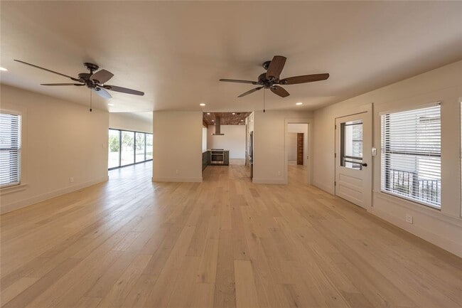 Building Photo - 12900 Ranch Rd 12