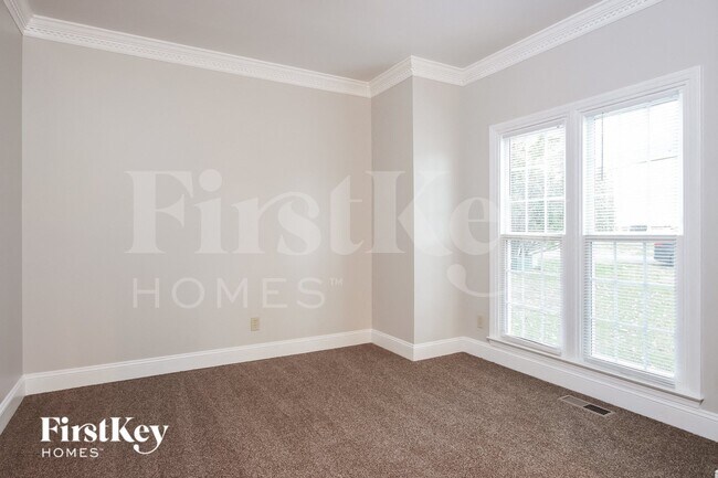 Building Photo - 1792 Glenridge Dr