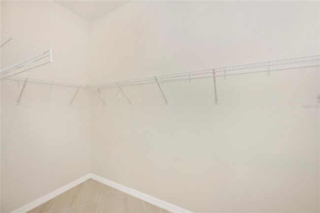 Building Photo - 12655 Wellen Golf St