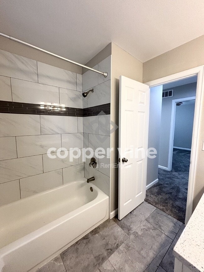 Building Photo - 9774 Fred Dr