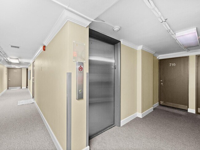 Building Photo - View