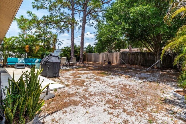 Building Photo - 3314 Island Date Cir