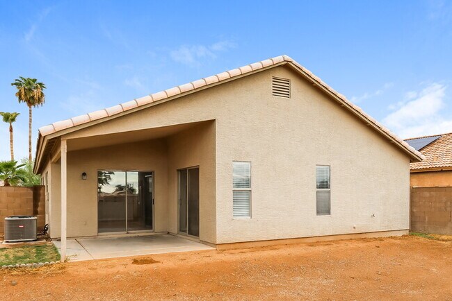 Building Photo - 14051 W Two Guns Trail