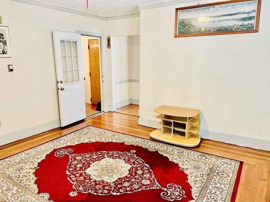 Building Photo - 188 Main St