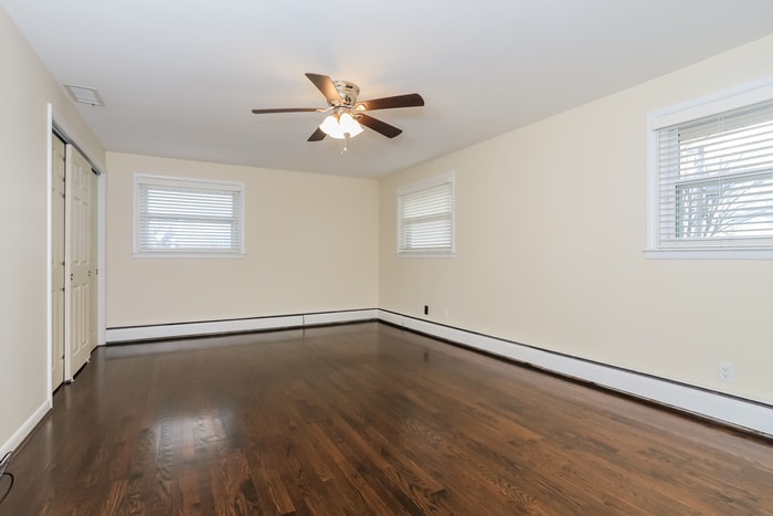 Building Photo - 475 Hermay Dr