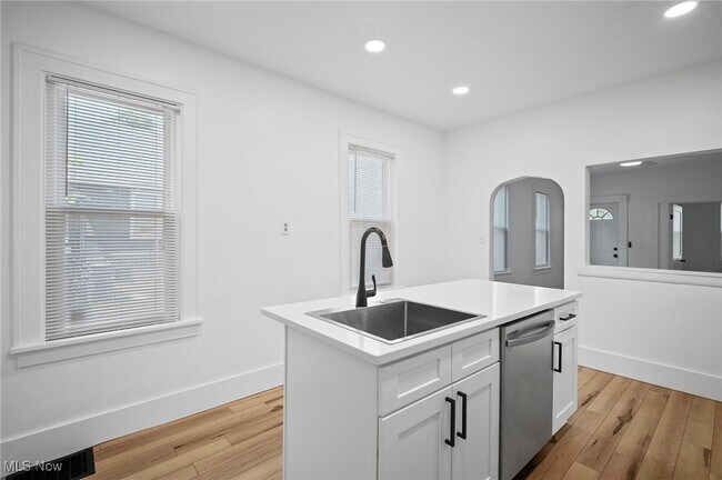 Building Photo - 5017 Tillman Ave